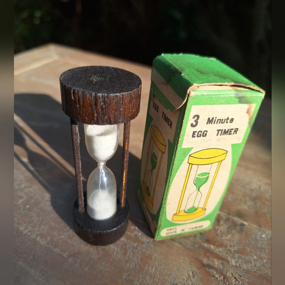 Vintage Egg Timer Wooden Hourglass MCM 1950s with original box 3 Minute Mini